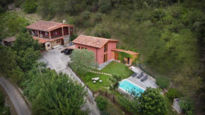 La Finca Roja exclusive